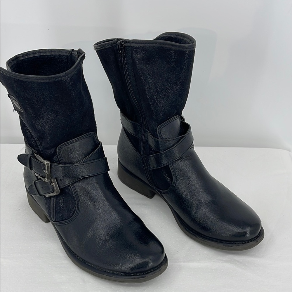 BARE TRAPS SABELLA SIZE 8.5m Women's Black Leather Boots